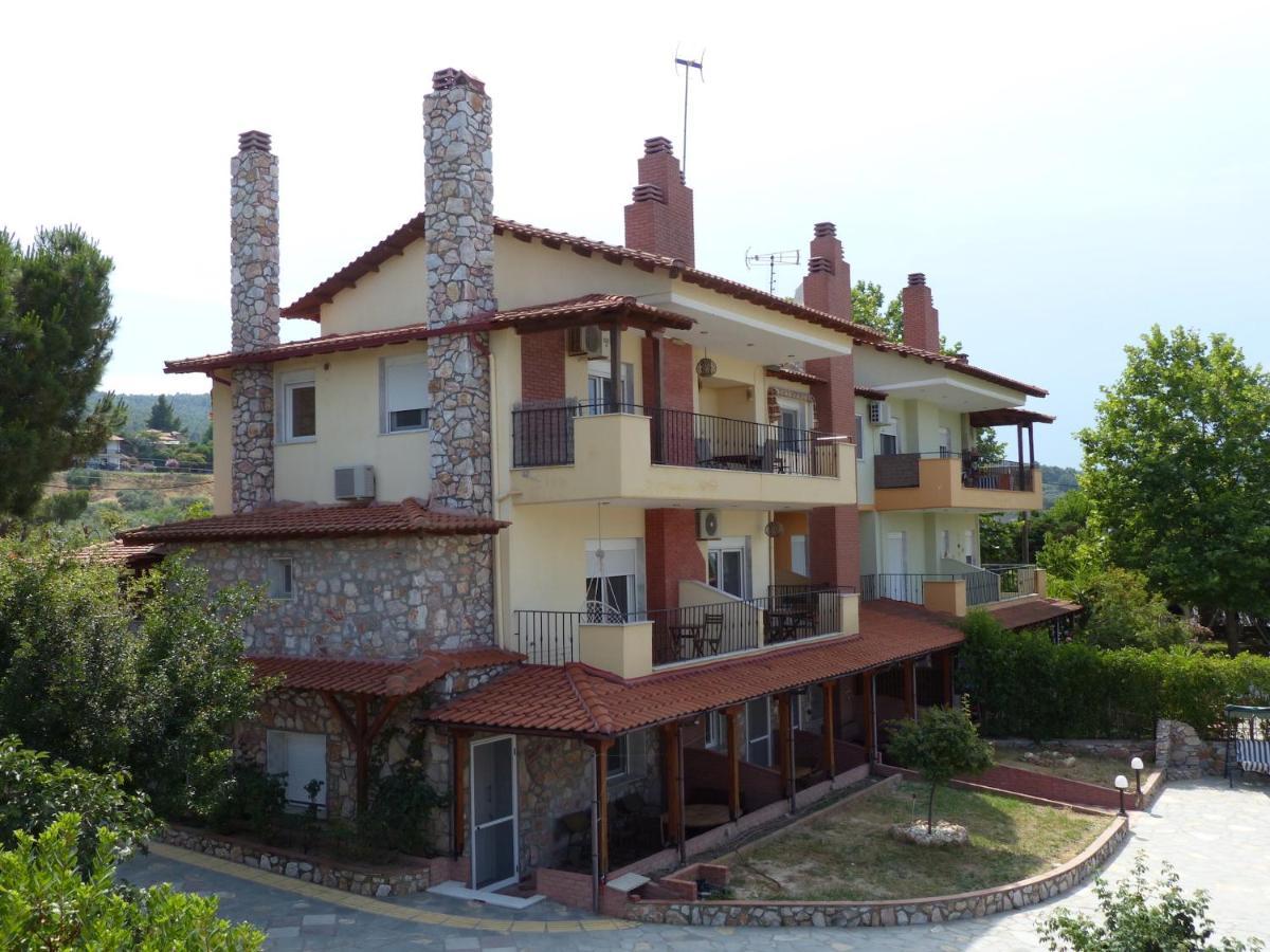 Makis Nest Apart-Hotel Vourvourou Esterno foto