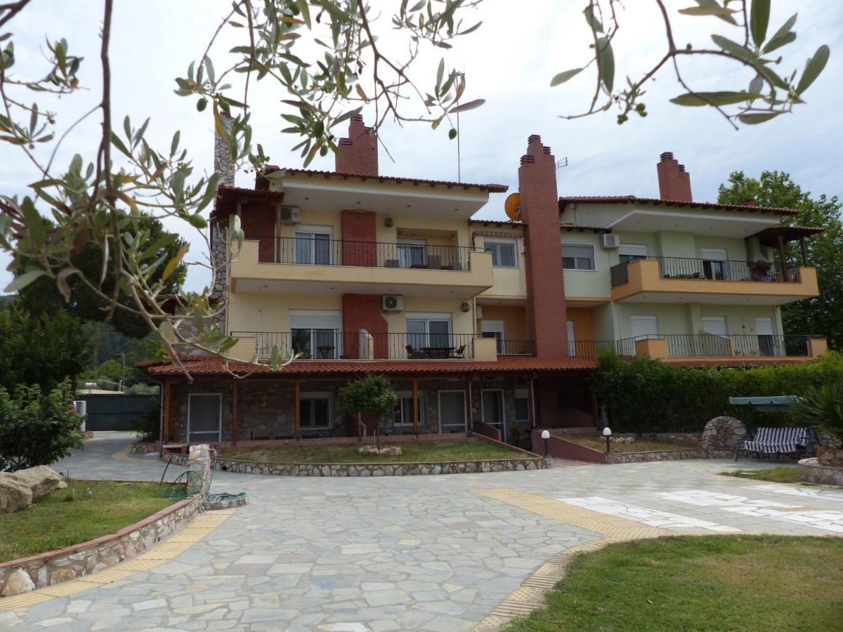 Makis Nest Apart-Hotel Vourvourou Esterno foto