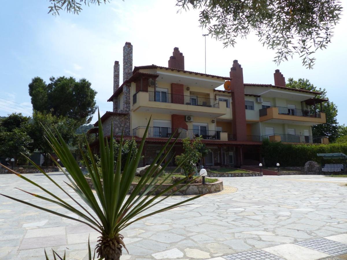 Makis Nest Apart-Hotel Vourvourou Esterno foto
