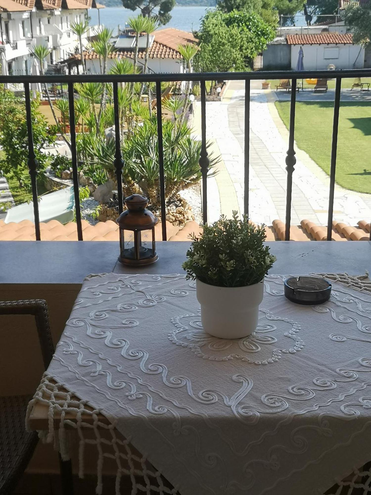 Makis Nest Apart-Hotel Vourvourou Esterno foto